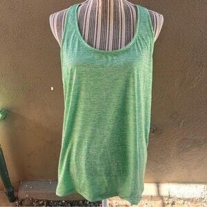 🆕 Women's Under Armour Tank Top